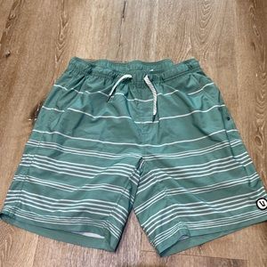 Vuori Core Shorts -L